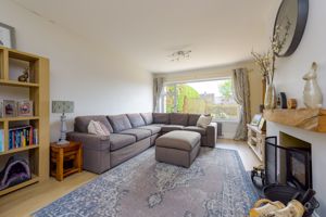 Sitting Room- click for photo gallery